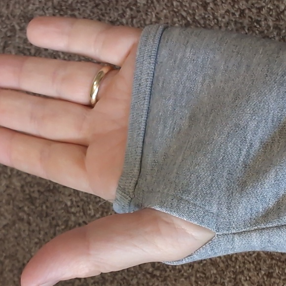 Gymshark gray Zip-Up Hoodie Size Medium - Picture 14 of 14